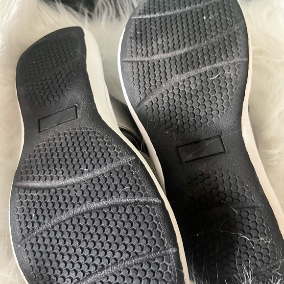 Comfort Walk Women’s Sandals – Size 8 - Picture 6 of 6